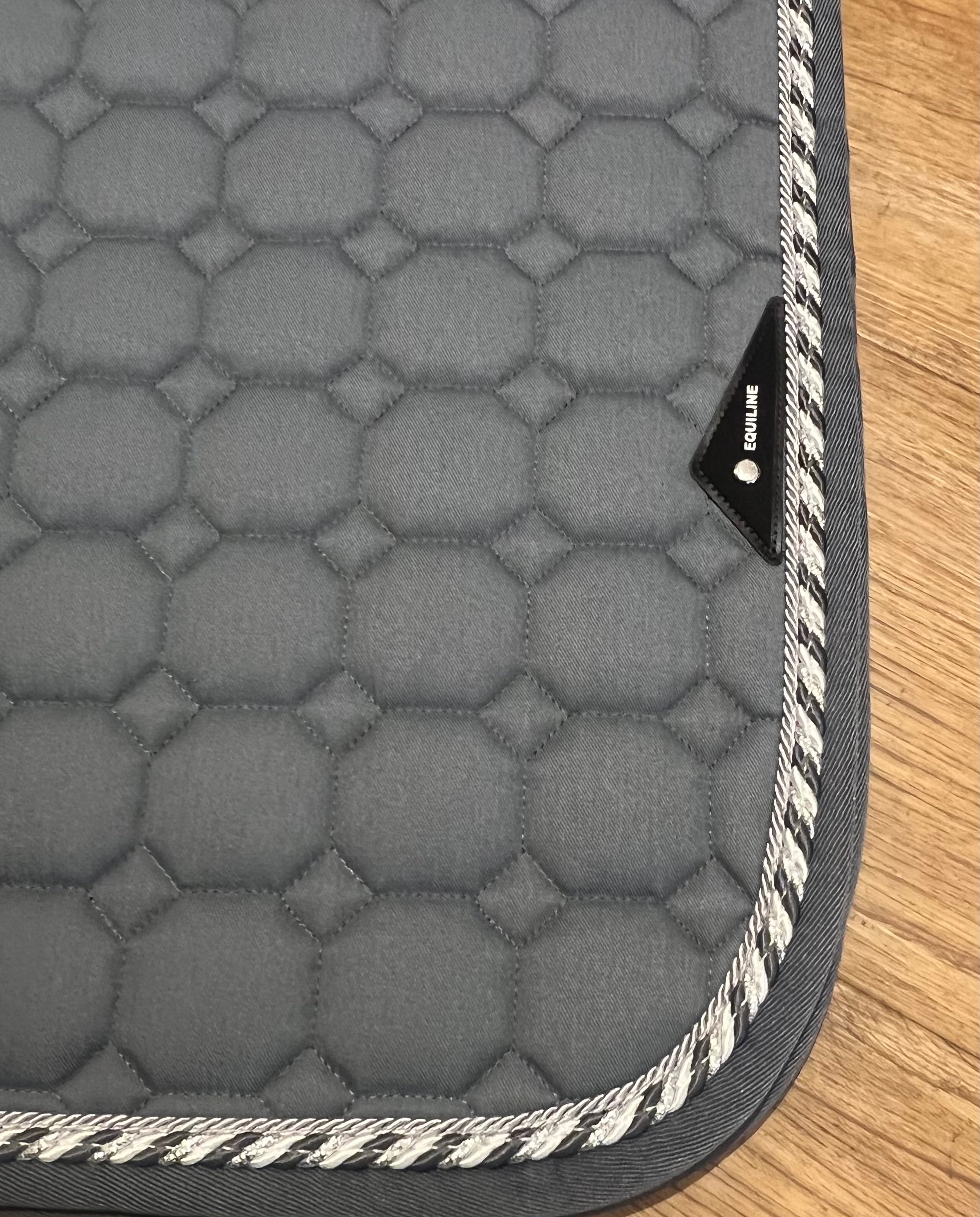 Octagon Custom Grå