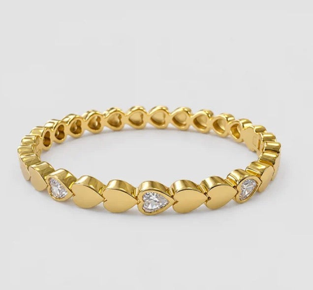 Josefine - Heart Bangle Bracelet Gold