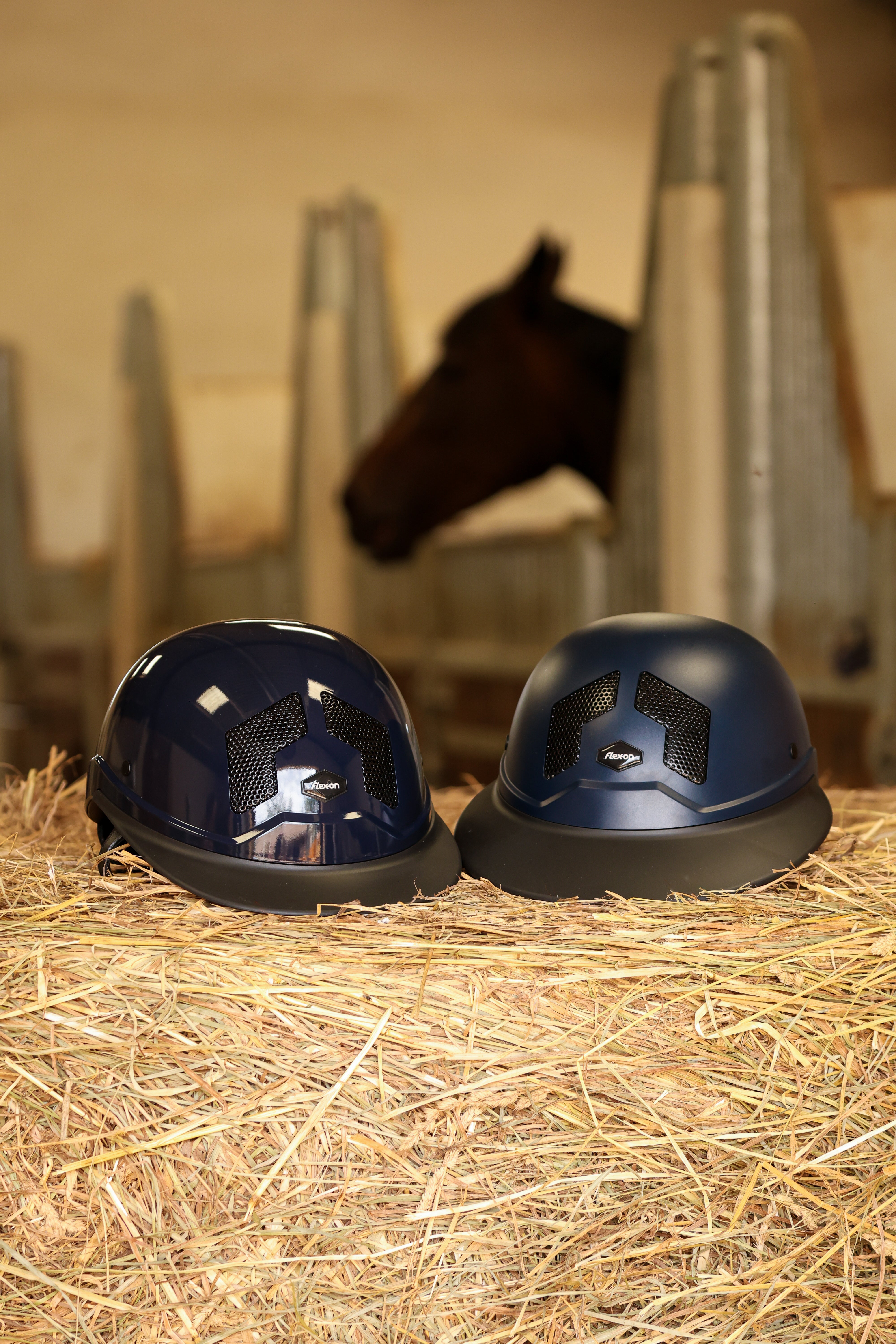 Armet Angel ridehjelm glossy