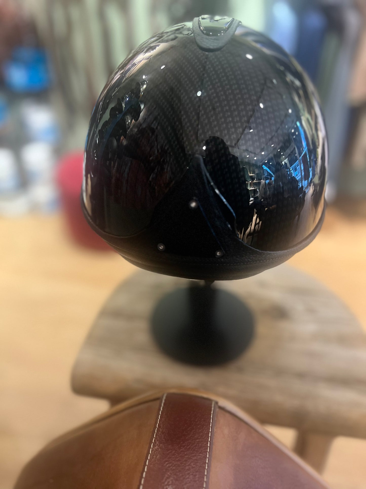 Ridehjelm Premium Eclipse Carbon look