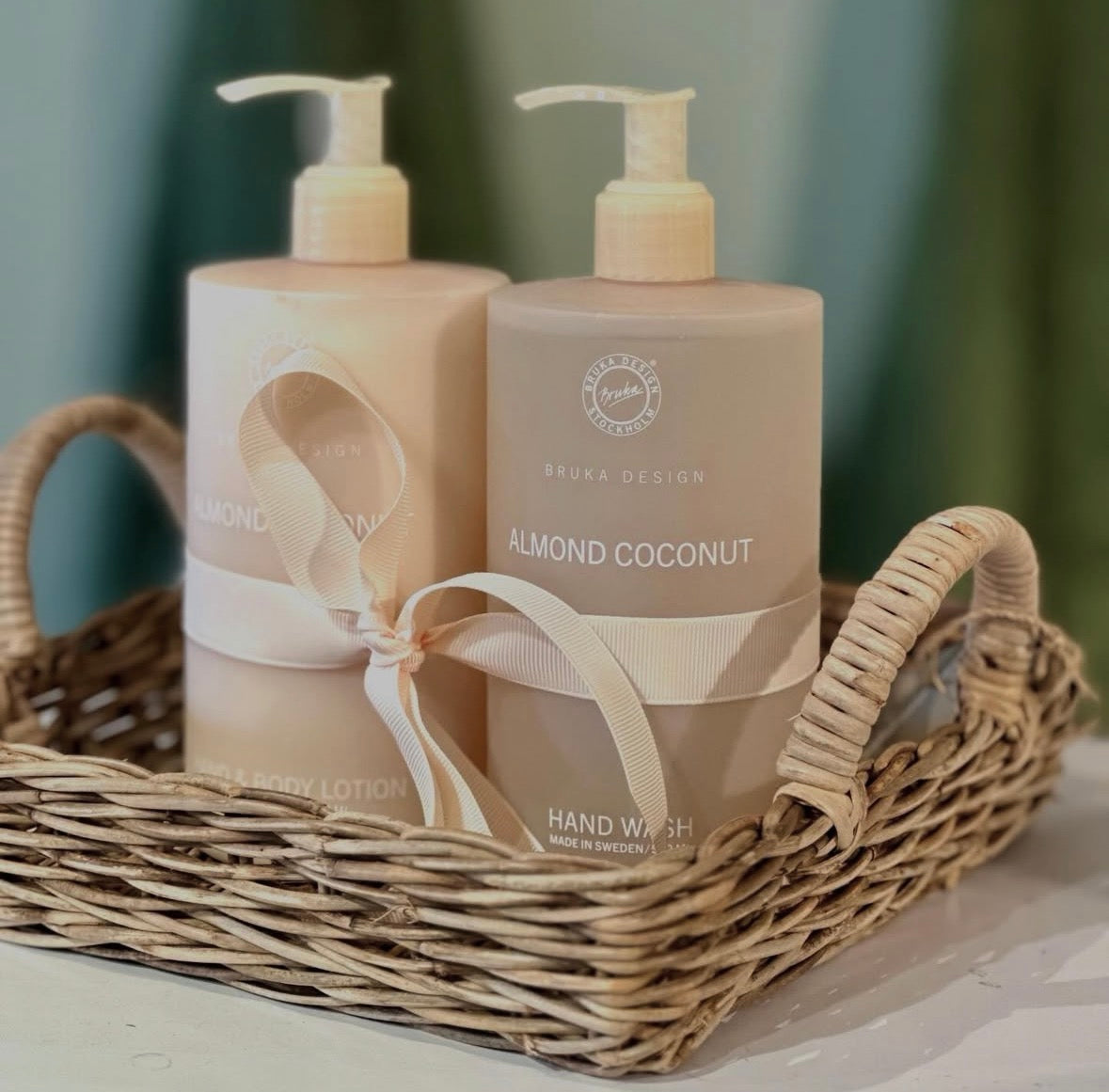 Hand & Body lotion - Almond Coconut