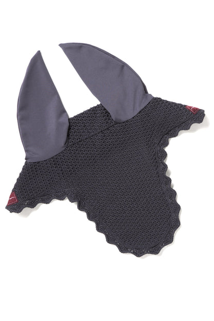 Earlh cap Caroline